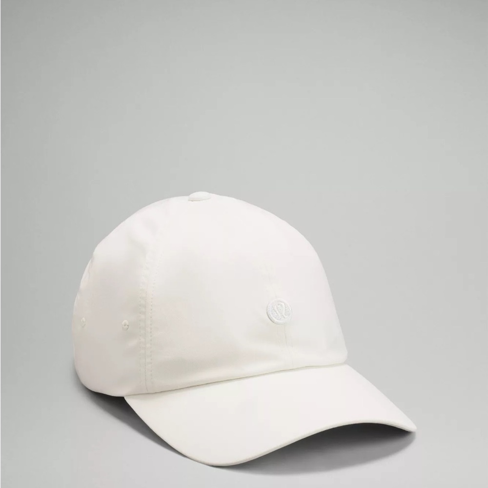 Lululemon Baller Cap in Crème